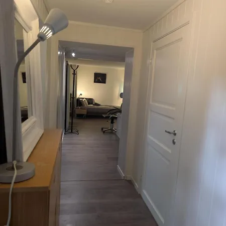 Apartament Close To And Haugesund Airport