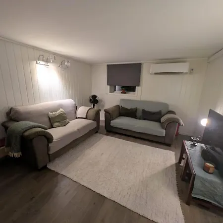 Close To And Haugesund Airport Karmoy