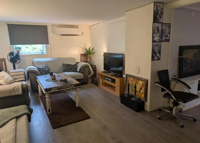 Close To And Haugesund Airport * Karmoy